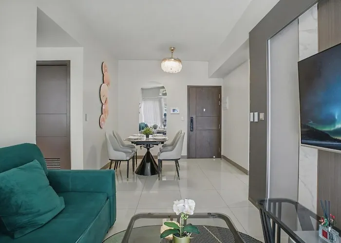 Apartamento Lovely & Spacious 2br Near Solaire & Okada