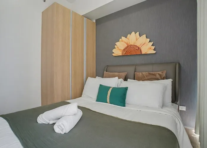 Apartamento Lovely & Spacious 2br Near Solaire & Okada Manila